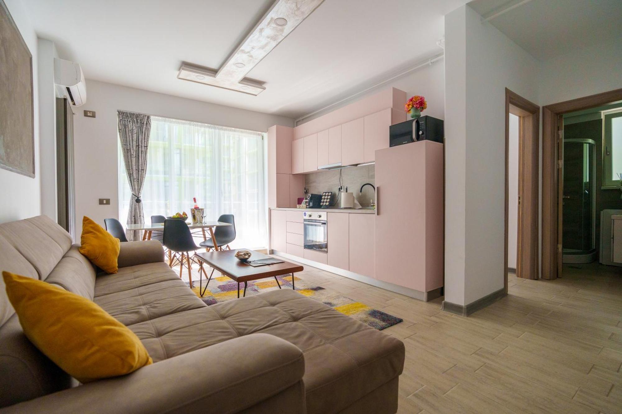 Promenada Apartments Beach Resort Mamaia Nord Нэводари Экстерьер фото